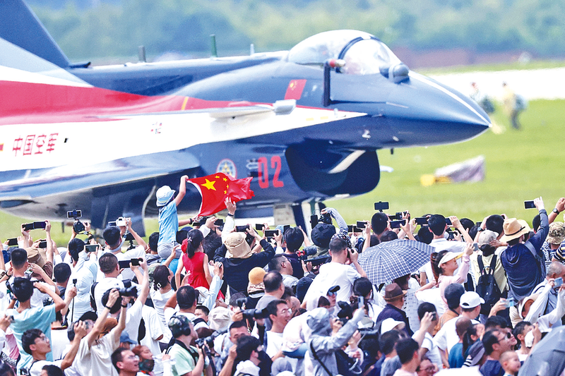 逼肏色长春航空展迎来首个公众日